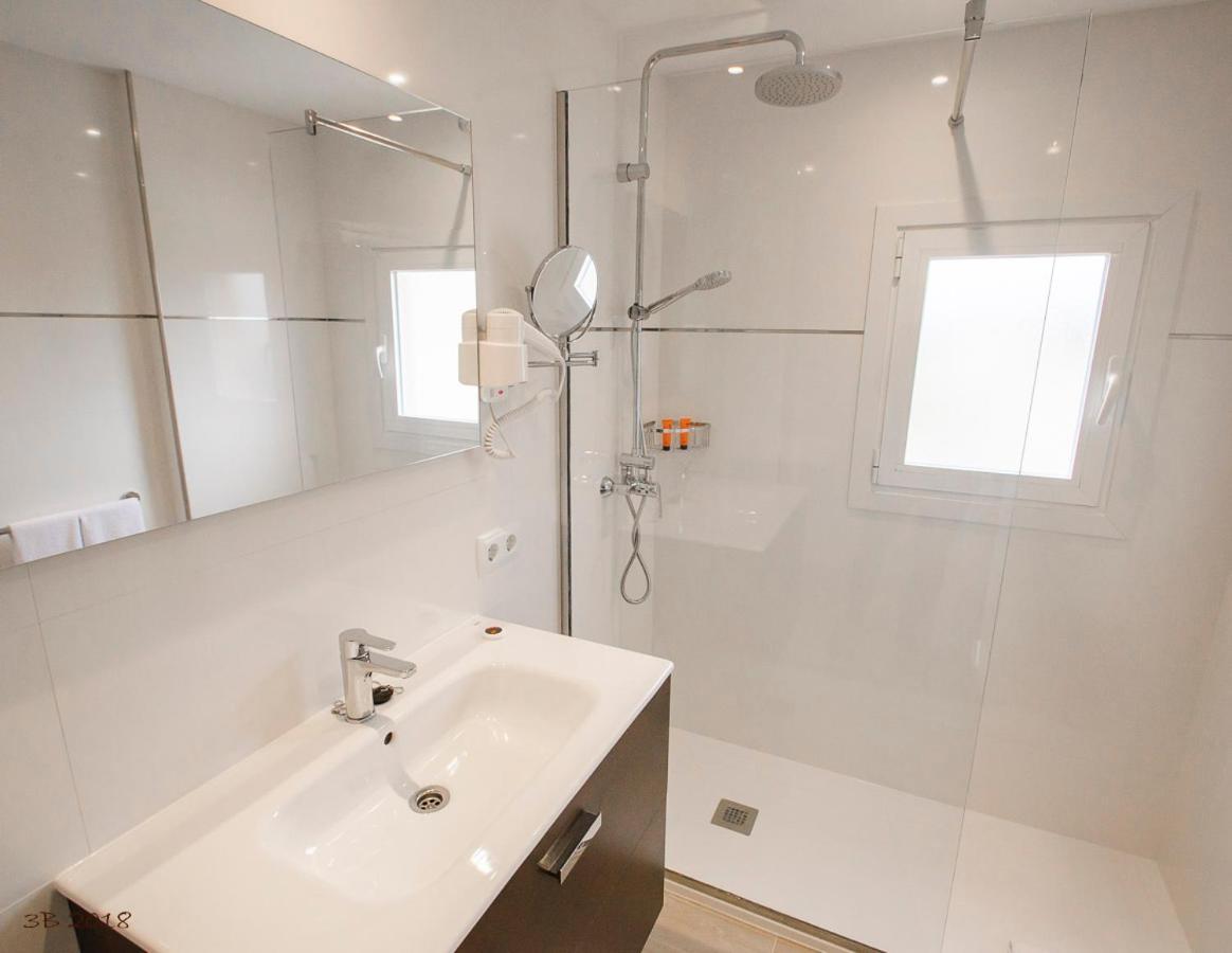 Apartamentos Ponent Peguera Kültér fotó